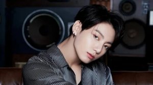 "🎉✨ Возвращение Чонгука в Instagram: Новый Начало Золотой Эры! 🌟💜"