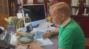 Олег Зубков рассказал Эдгарду Запашному о чем он думал когда клыки льва сомкнулись на его шее!
