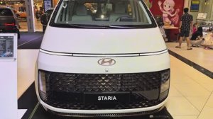 Hyundai Staria 2025 обзор