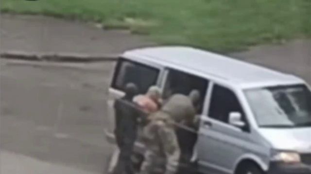 Рекомендуется к просмотру с упаковкой воздушной кукурузы...