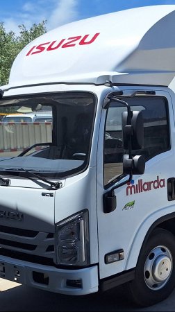 Isuzu Elf EC5 промтоварный фургон категории В