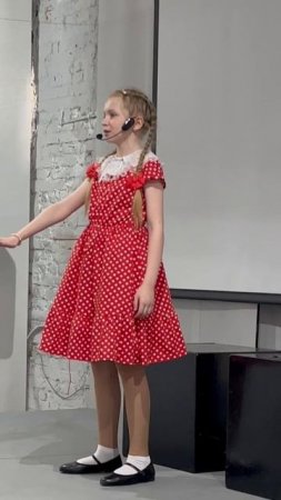 Антонина Сухомлинова ученица вокальной студии Алёны Шараповой "Звёздный старт"
#аленашарапова #звезд