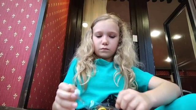 пробуем вкусняшки вместе с Тамарой🍩🍪🍫🍭🍬 смотреть онлайн