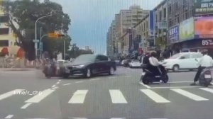 Бей своих, чтобы чужие боялись. ДТП в  Тайване