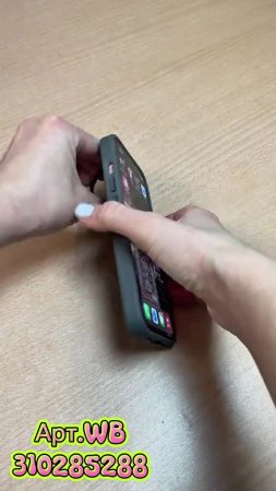 Чехол с экраном на айфон