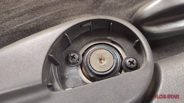 Разбор автомобиля Тойота Лэнд Крузер в 120 кузове для самостоятельной установки авточехлов смотреть онлайн