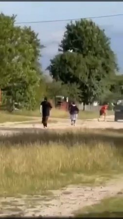 Волынская область. ТЦК убегают от цыган.