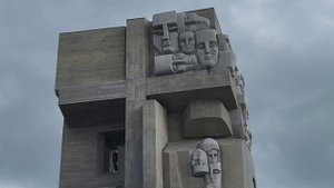 Маска скорби. Магадан. The Monument to the Mask of Grief in the city of Magadan