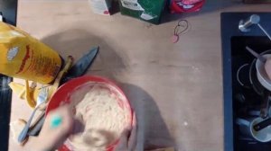 ГОТОВИМ С КОШЕЧКОЙ КОТЕЙ БАНАНОВЫЕ ПАНКЕЙКИ!/первое видео(°ロ°) !