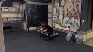 Сгибание кистей с грифом| Wrist Curls with barbell