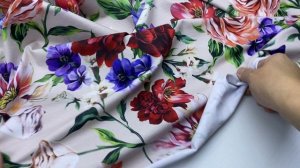 Трикотаж телесного цвета  с принтом цветы 38256