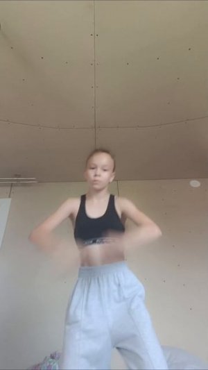 всем дарова я вернулась спустя 2 года😍🙏