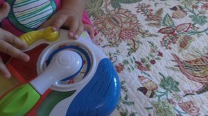 ✿ Игрушечная Гитара. Распаковка. Играем на гитаре. Little Guitar unpacking toys