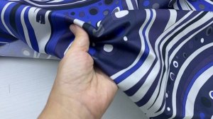 Хлопок  сине-фиолетового цвета с принтом абстракция 14330