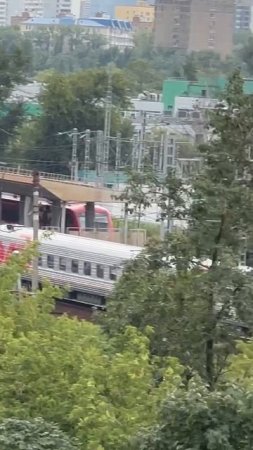 ‼️Стоят поезда в сторону Москвы в районе Верхних котлов‼️