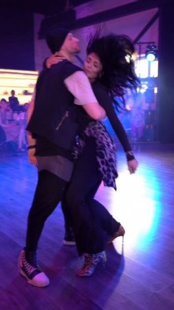 Street Tango. Александр Фролов и Ксения Александрова  #танго #тангонуэво #неотанго #танцы