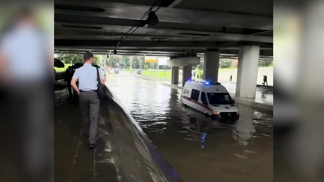 В некоторых районах Москвы и Подмосковья выпала месячная норма осадков