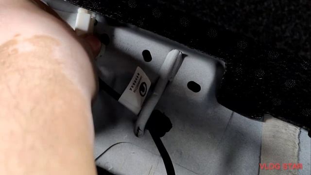 Разбор автомобиля Хавал Джулион для самостоятельной установки авточехлов смотреть онлайн