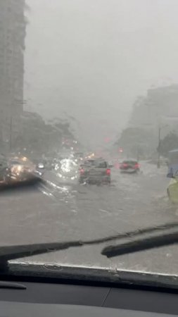🌧️Пролетарский проспект скрылся за стеной дождя🌧️