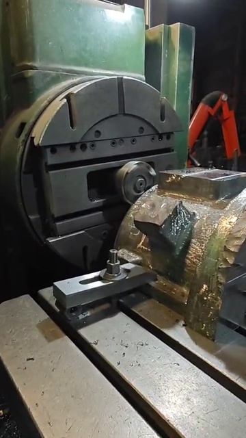 Обработка корпуса на горизонтально-расточном станке смотреть онлайн