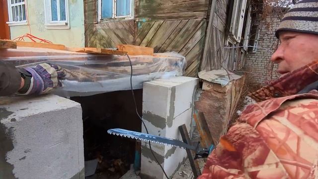 СТРОИЛИ ПРИСТРОЙКУ А ПОЛУЧАЕТСЯ ДВОРЕЦ) смотреть онлайн