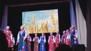 "Молодой агроном" (отрывок): народный ансамбль казачьей песни "Черноморочка" (г. Анапа, 17.07.2025)