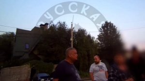 В Одинцово приезжие автомойщики украли у клиента барсетку и пообещали его зарезать !!!