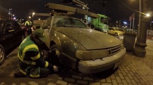 СтопХам-У вас человек на капоте!