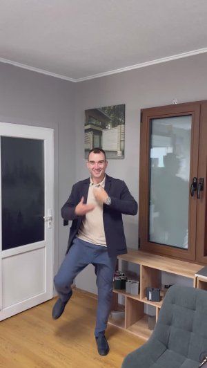 Быстрая замена стекла в алюминиевом окне.