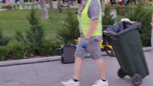 Юная певица на набережной в Евпатории 21.07.2025