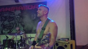 THE MEANTRAITORS - Target