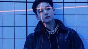 "Чонгук: Прорыв Beyond Fashion" 🌟✨