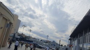 ЛЯ-БУКЕТ Цветочный рынок в Москве с цветочными магазинами на станции метро Рижская возле МЦД