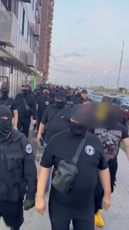 Добрые русские люди вышли прогуляться 💪 !!!