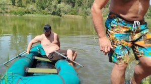 В выходные загорали на озере!