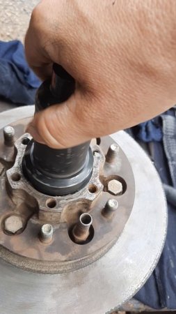Ступичный ключ🔧Nissan Safari