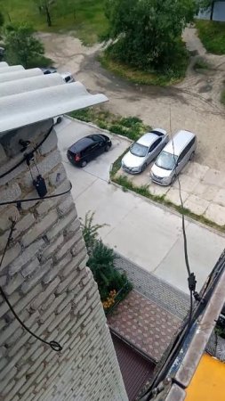 Только понедельник, а я уже на высоте на работе