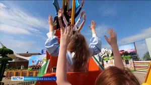 Новый тематический парк аттракционов открылся в Центре YES в Стризнево (сюжет «Школы телевидения»)