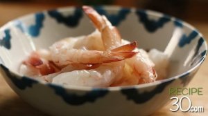 y2mate.com - Shrimp with roasted garlic and tomato pasta  prawns_v720P