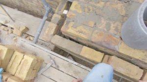 Я построил дымоход мечты — а потом случился шторм, дождь и полный хаос на стройке