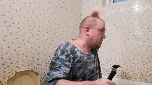 Сам стригусь