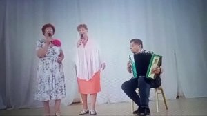 Песня: "Над широкой рекой"