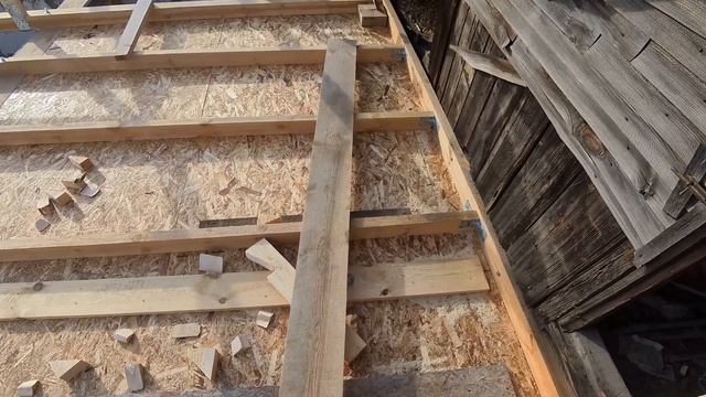 КАРКАС КРЫШИ почти ГОТОВ) смотреть онлайн