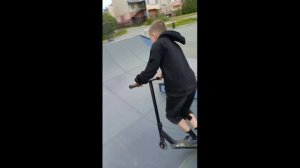 новый клип на самокатах Антон