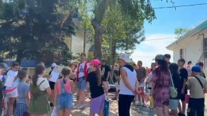 Благодаря Кузбассу 350 юных горловчан проводят лето на березу Азовского моря