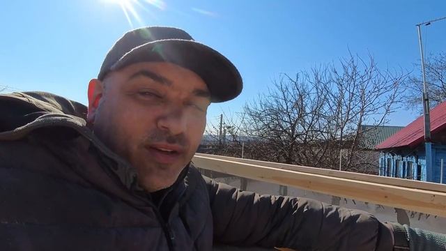 СОБИРАЕМ КАРКАС ПОТОЛКА ПЕРЕД КРЫШЕЙ смотреть онлайн