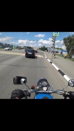 Смотрим как ведёт себя новое зажигание и как обстановка с дымом из выхлопа на мотоцикле урал