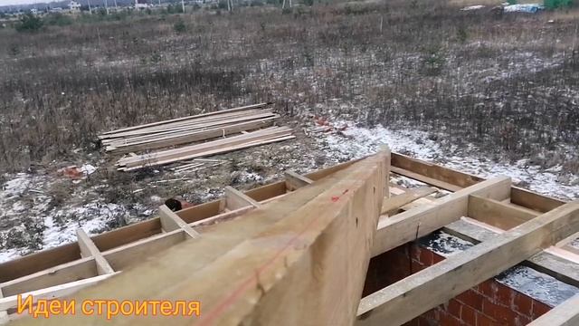 вальмовая крыша зимой