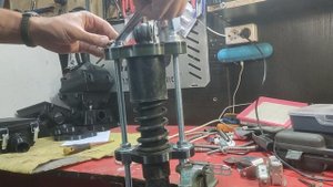 Рассухариватель амортизаторов Урал и Днепр.