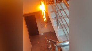 В Сочи загорелись мансарда и крыша жилого дома, огонь охватил 200 кв. метров